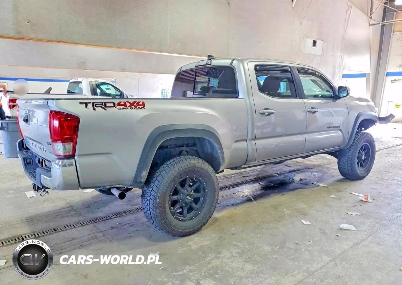 2017 Toyota Tacoma Trd Off-Road VIN:3TMDZ5BN0HM030699 - 3