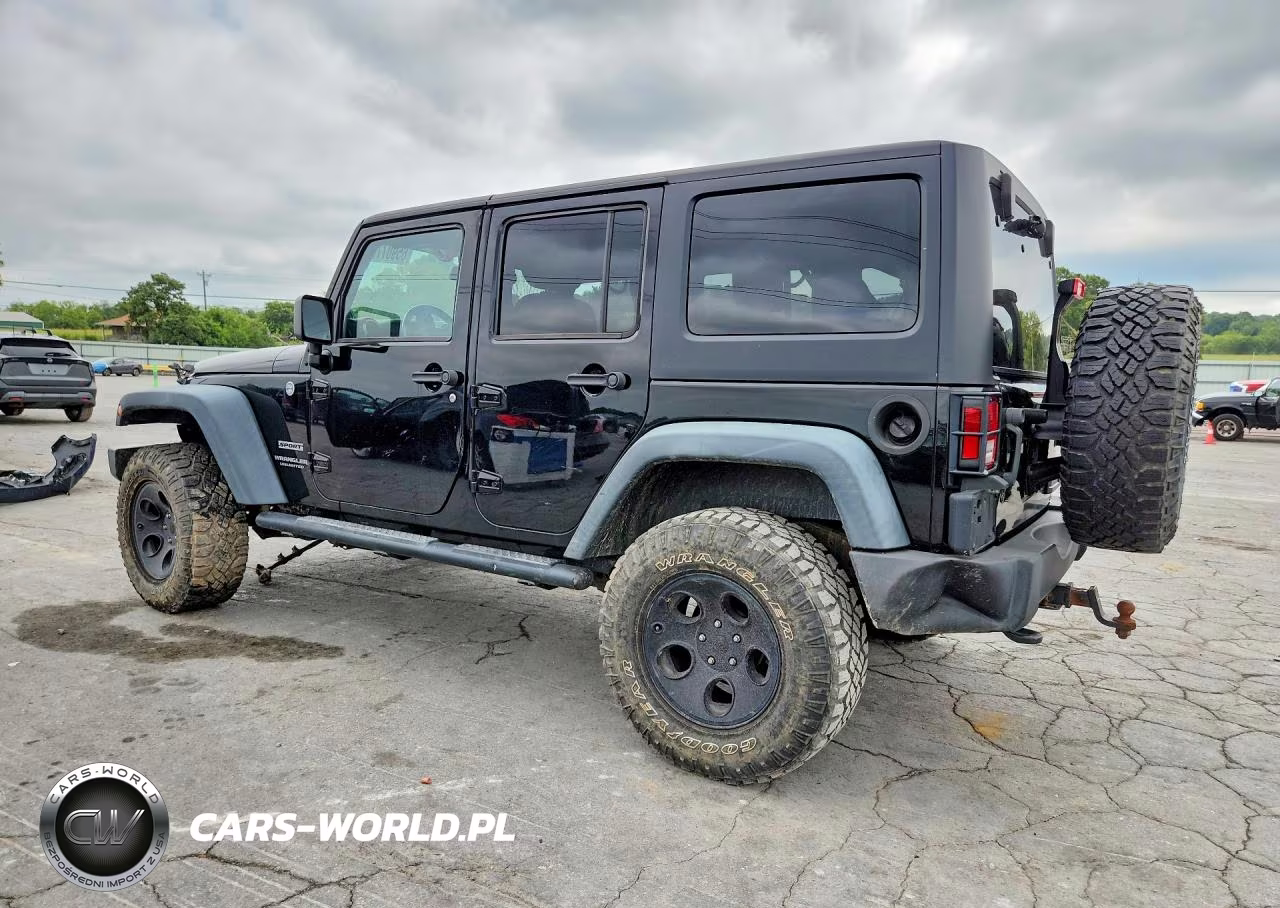 2013 Jeep Wrangler Unlimited Sport VIN:1C4BJWDG8DL703155 - 2