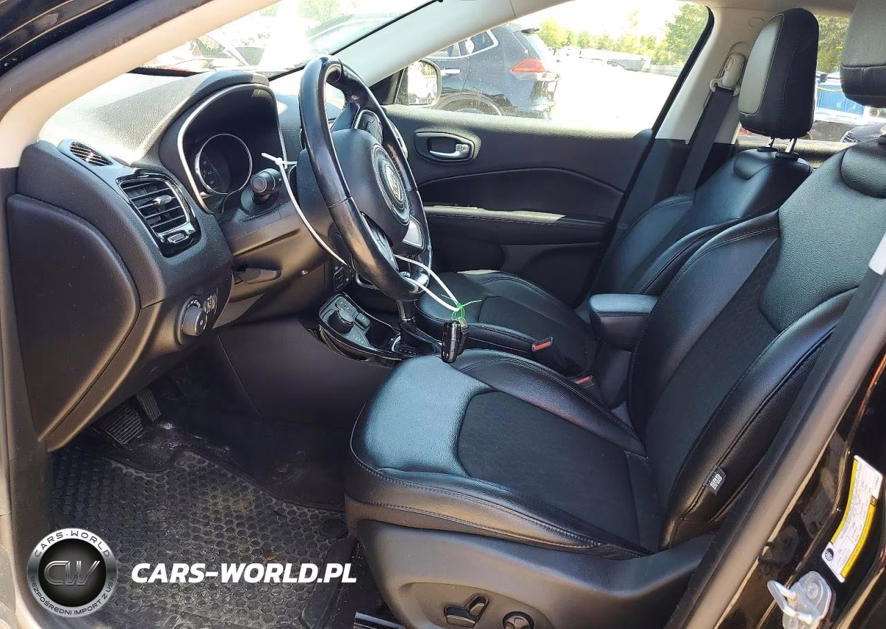 2020 Jeep Compass Latitude VIN:3C4NJDBB5LT209542 - 7