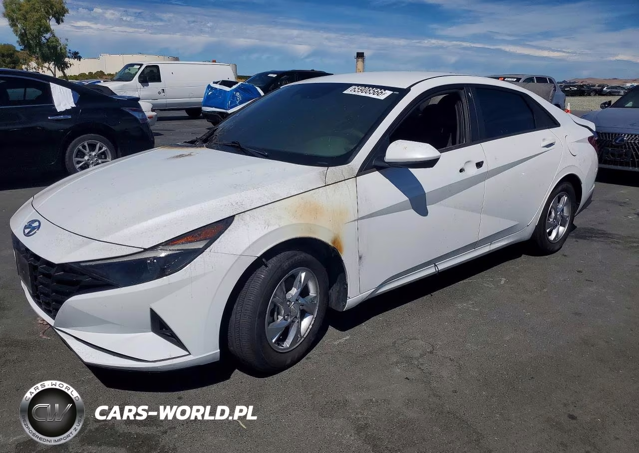 2022 Hyundai Elantra Se