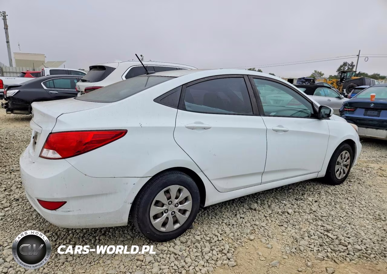 2016 Hyundai Accent Se VIN:KMHCT4AE3GU105748 - 3