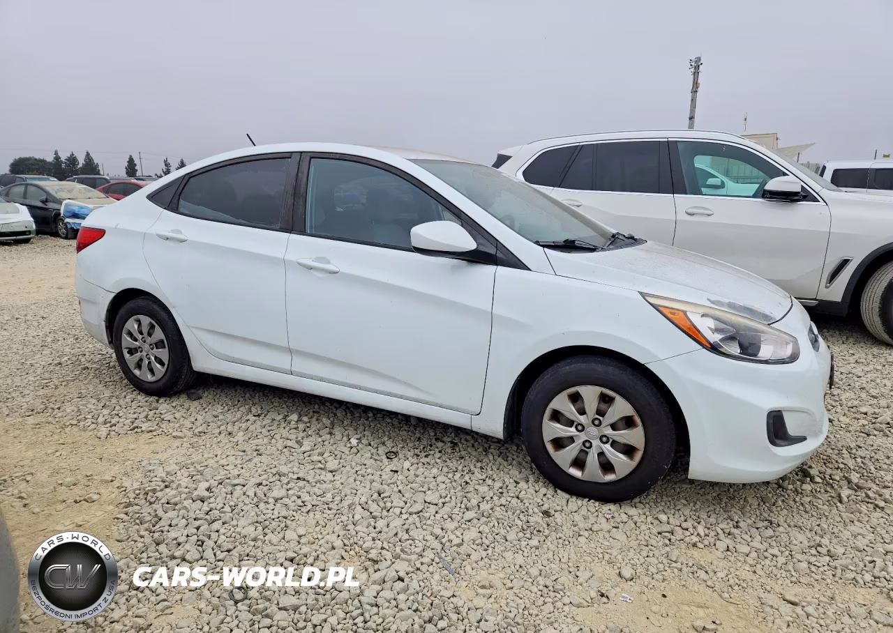 2016 Hyundai Accent Se VIN:KMHCT4AE3GU105748 - 4