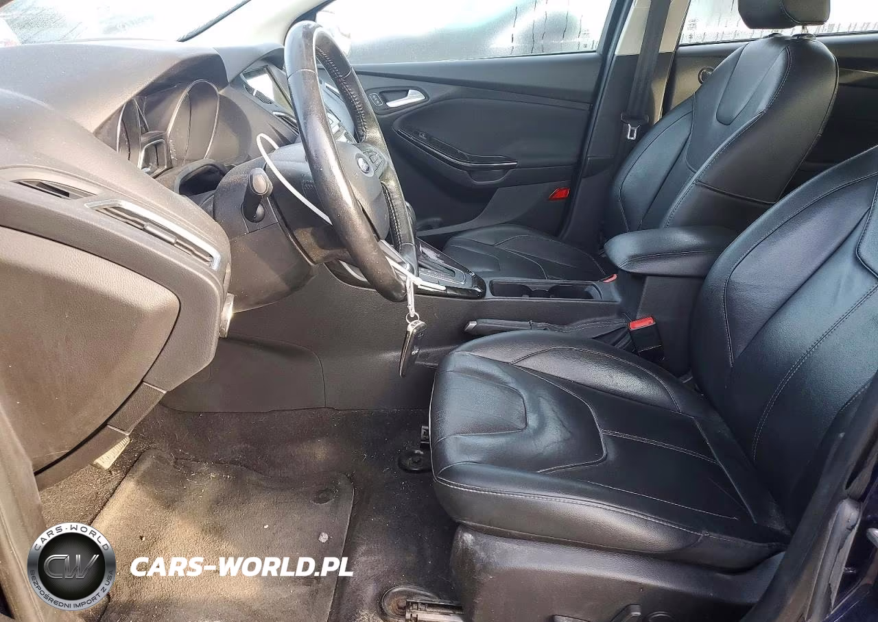 2017 Ford Focus Titanium VIN:1FADP3N23HL333995 - 7