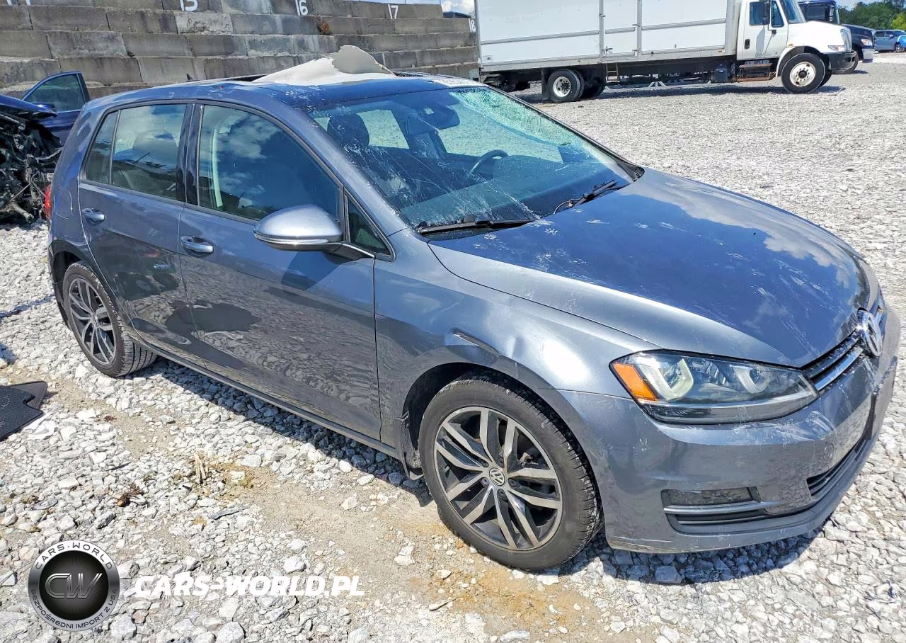2015 Volkswagen Golf VIN:3VW217AU2FM048098 - 4