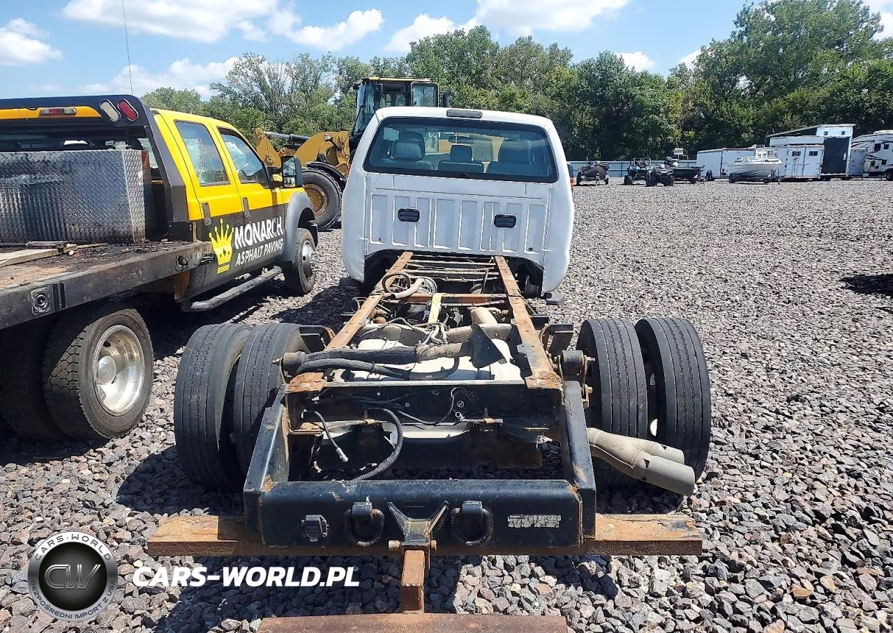 2016 Ford F550 Super Duty VIN:1FDUF5HT4GEA51408 - 10