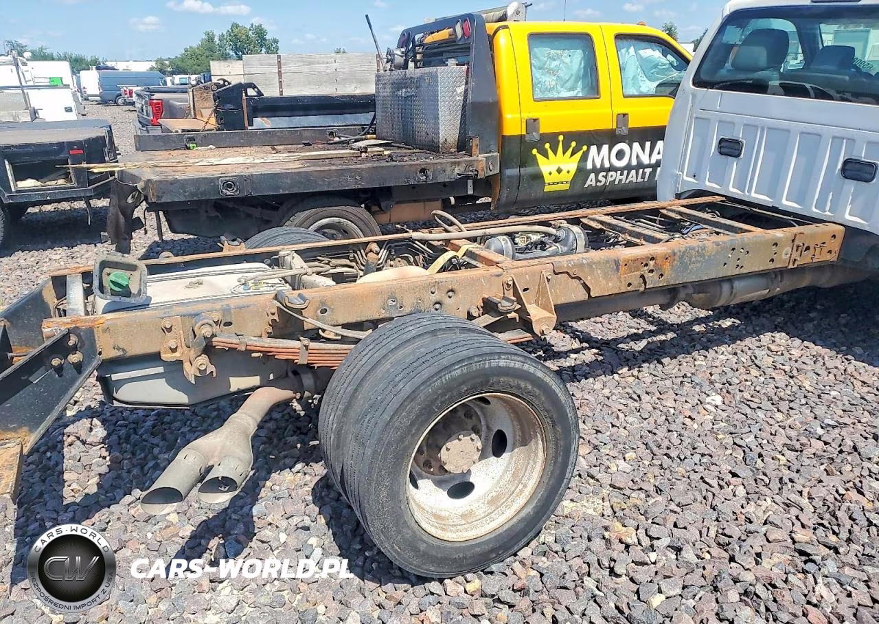 2016 Ford F550 Super Duty VIN:1FDUF5HT4GEA51408 - 11
