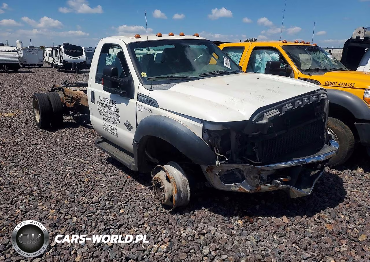 2016 Ford F550 Super Duty VIN:1FDUF5HT4GEA51408 - 4