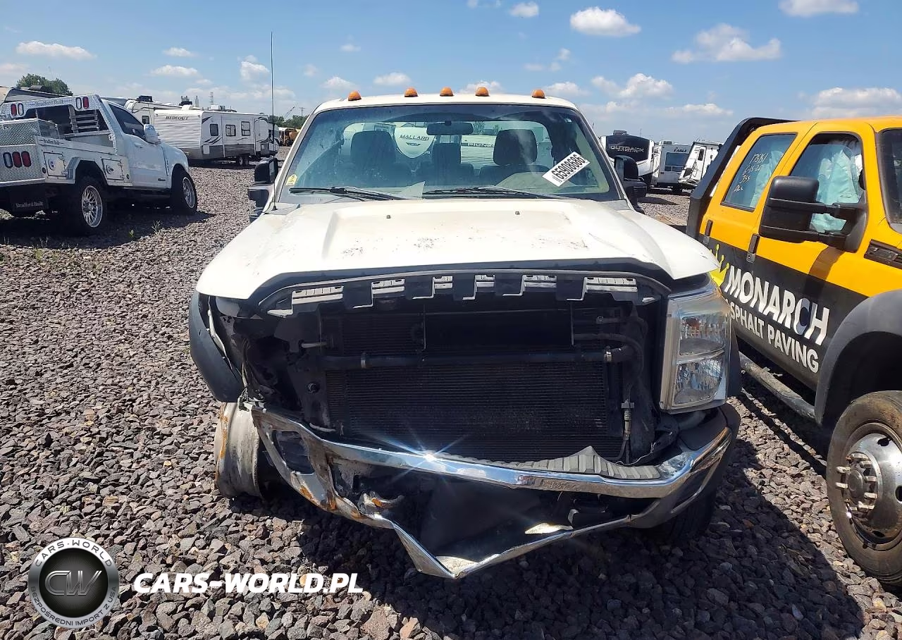 2016 Ford F550 Super Duty VIN:1FDUF5HT4GEA51408 - 5