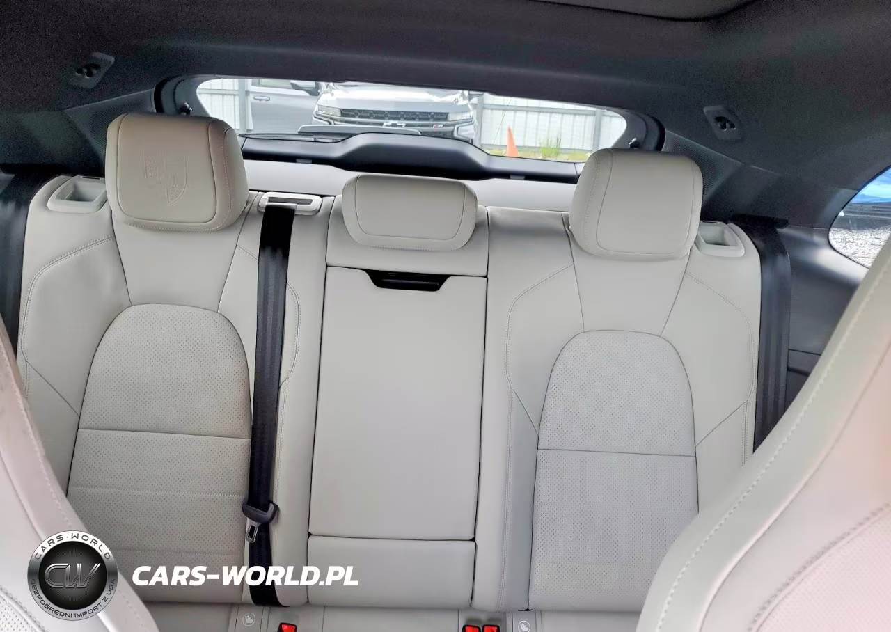 2026 Porsche Macan Gts VIN:WP1AE2XA8TL250388 - 10