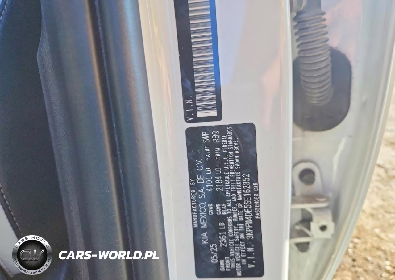 2025 Kia K4 Gt Line VIN:3KPFW4DE5SE162352 - 12