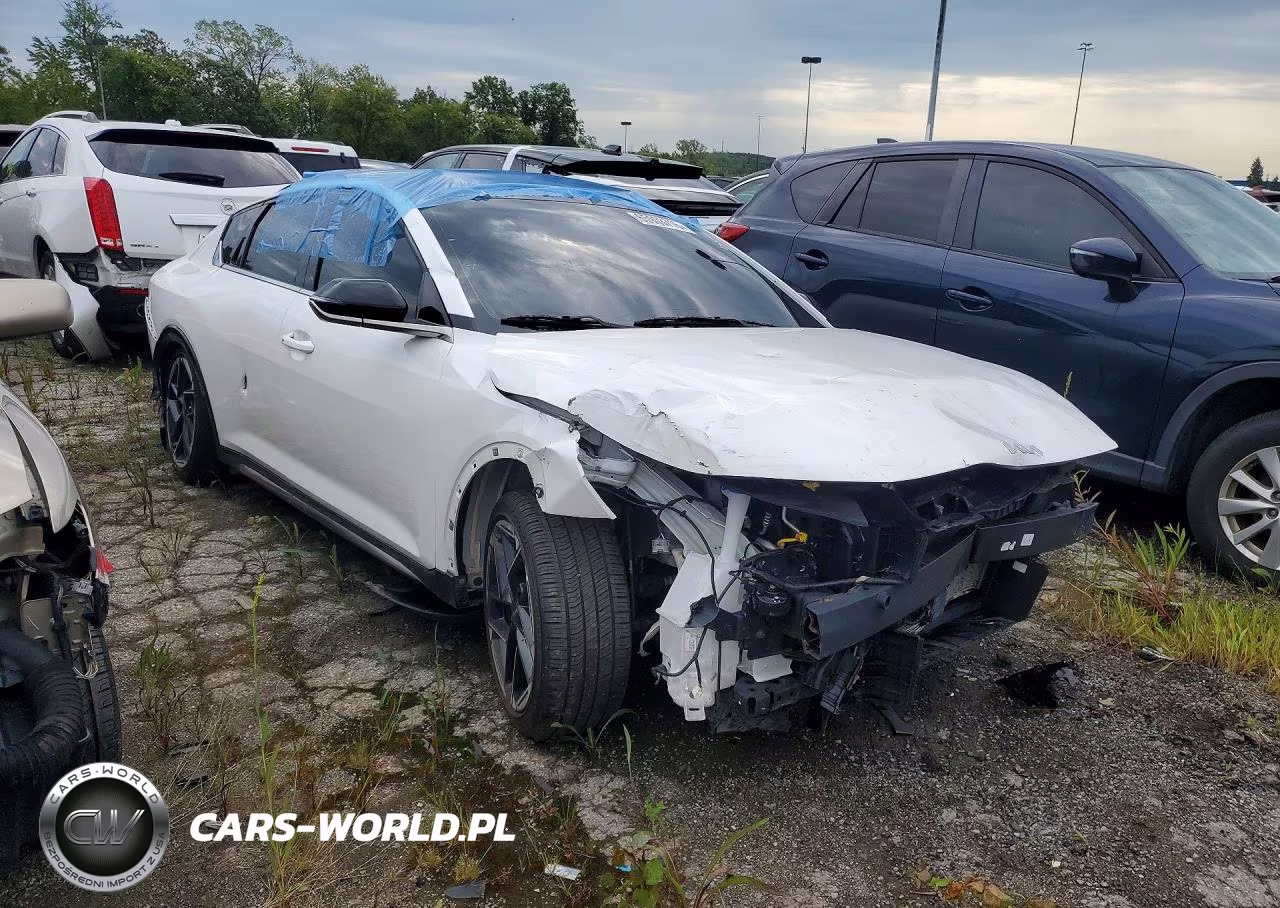 2025 Kia K4 Gt Line VIN:3KPFW4DE5SE162352 - 4