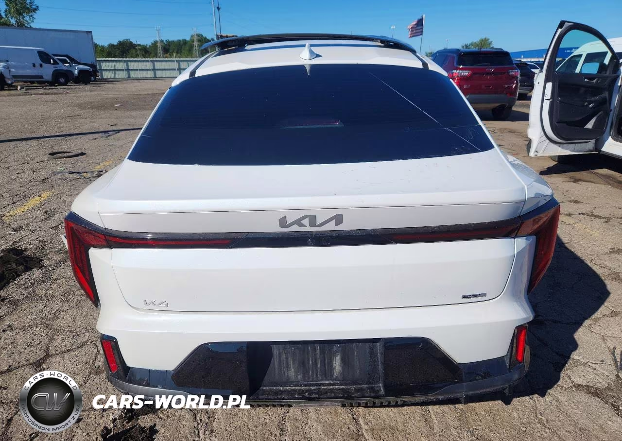 2025 Kia K4 Gt Line VIN:3KPFW4DE5SE162352 - 6