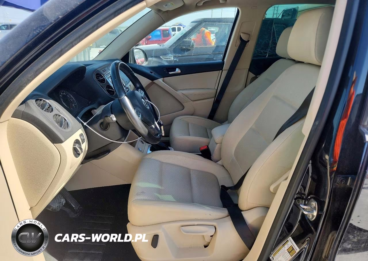 2014 Volkswagen Tiguan S VIN:WVGAV3AX7EW528024 - 7