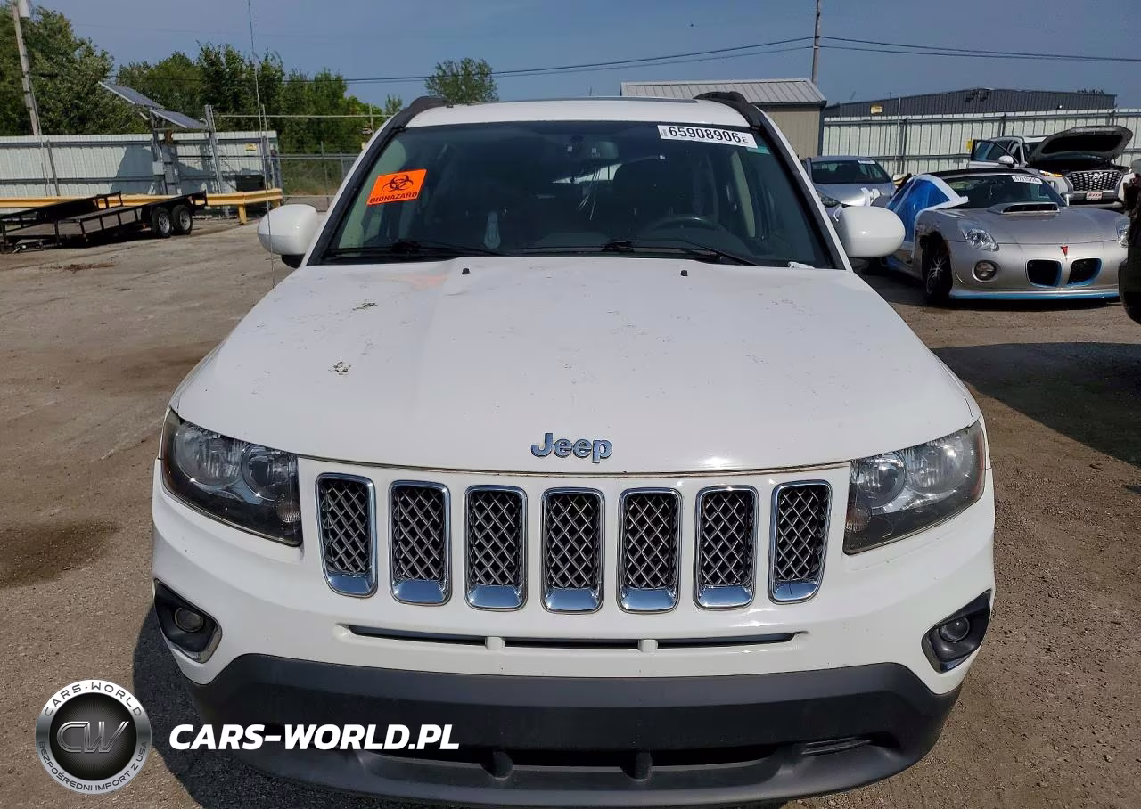 2016 Jeep Compass Latitude VIN:1C4NJCEA8GD548708 - 5