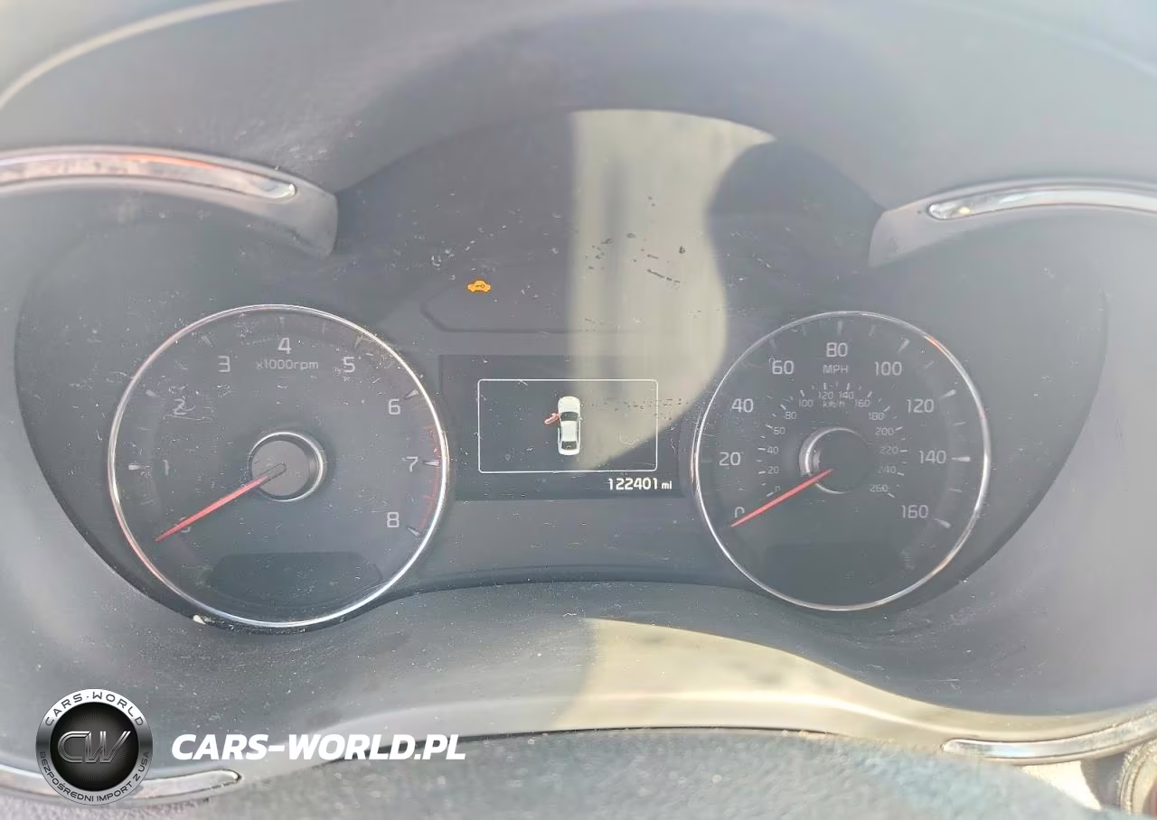 2017 Kia Forte S VIN:3KPFL4A7XHE149913 - 9
