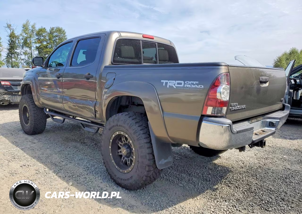2013 Toyota Tacoma V6 VIN:3TMLU4EN4DM111764 - 2
