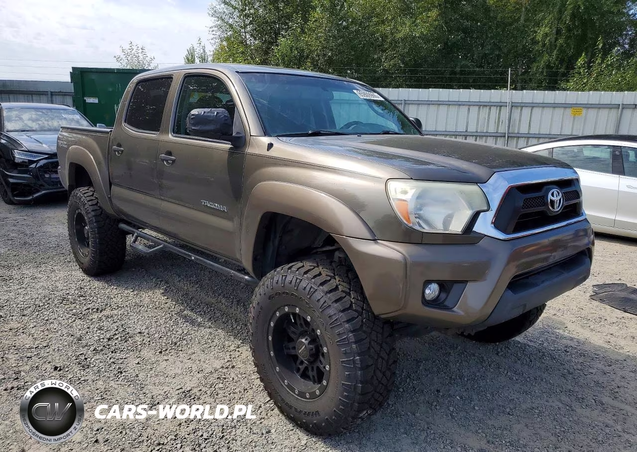 2013 Toyota Tacoma V6 VIN:3TMLU4EN4DM111764 - 4