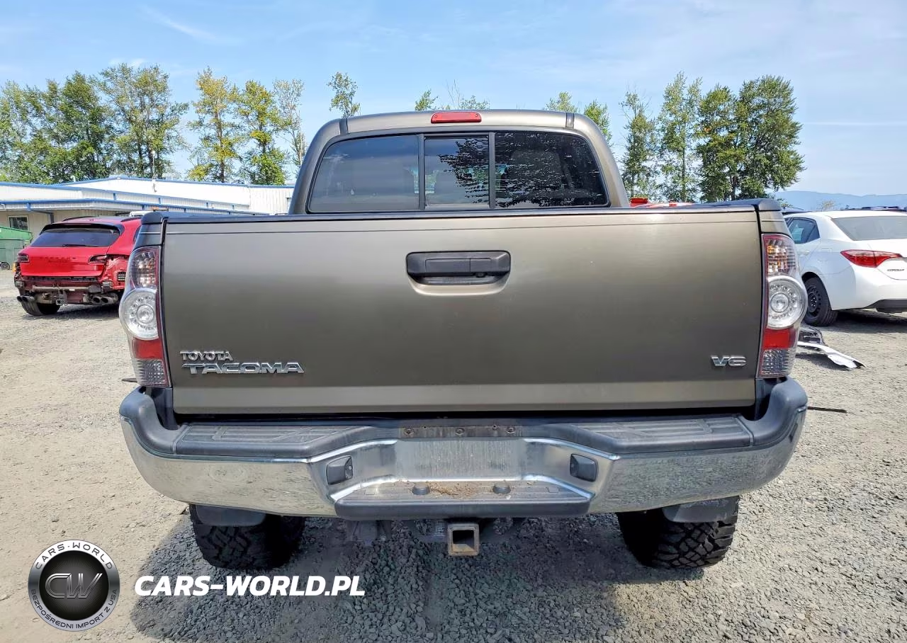 2013 Toyota Tacoma V6 VIN:3TMLU4EN4DM111764 - 6