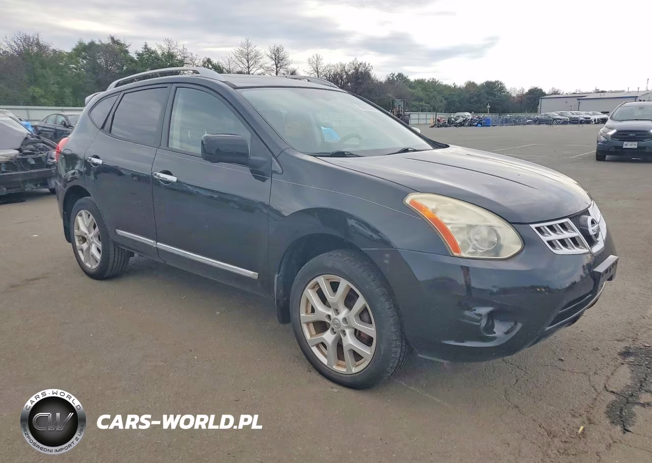 2013 Nissan Rogue S VIN:JN8AS5MV1DW106188 - 4