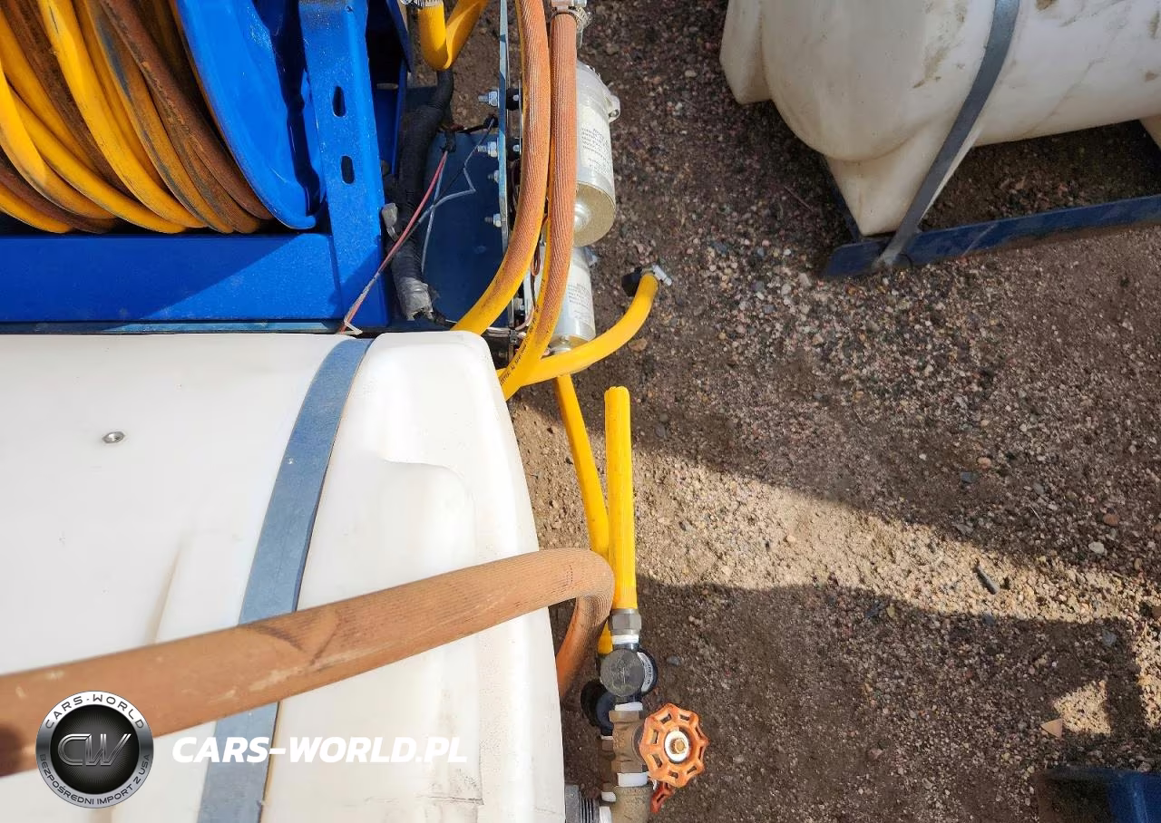 2022 Turf Sprayer VIN:201703152 - 9