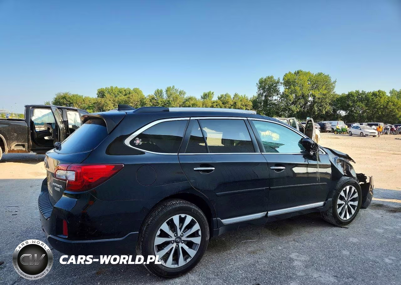 2017 Subaru Outback Touring VIN:4S4BSATC9H3371937 - 3