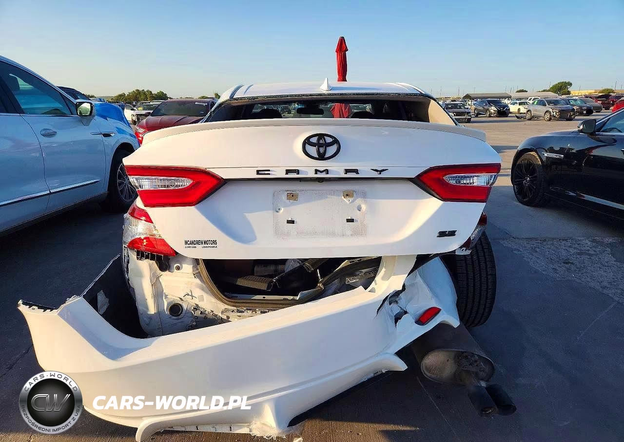 2020 Toyota Camry Se VIN:4T1G11AK6LU373795 - 6