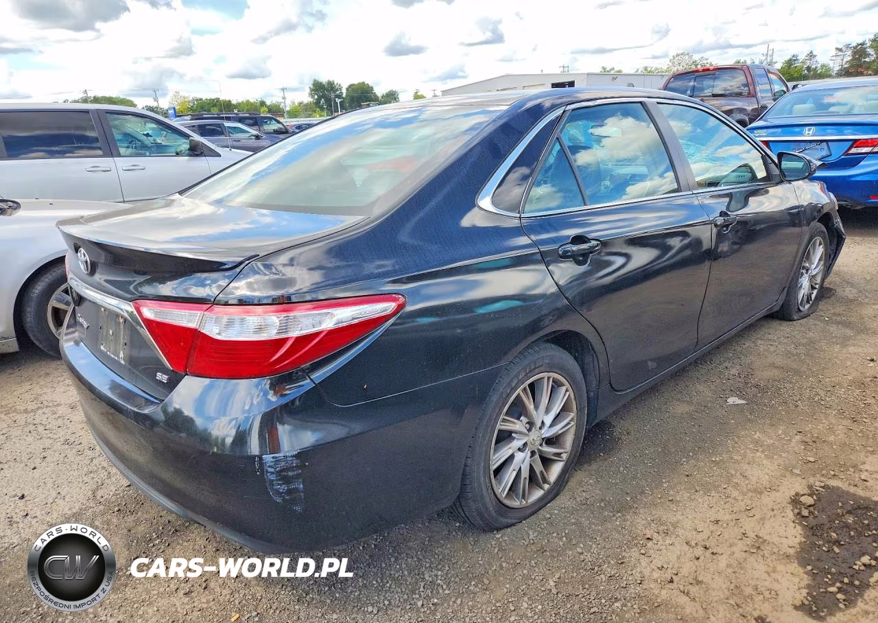 2017 Toyota Camry Se VIN:4T1BF1FKXHU681483 - 3