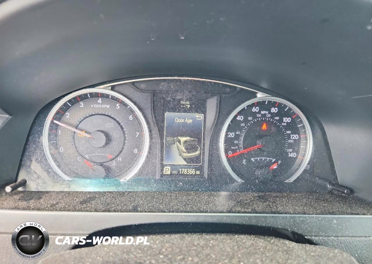2017 Toyota Camry Se VIN:4T1BF1FKXHU681483 - 9