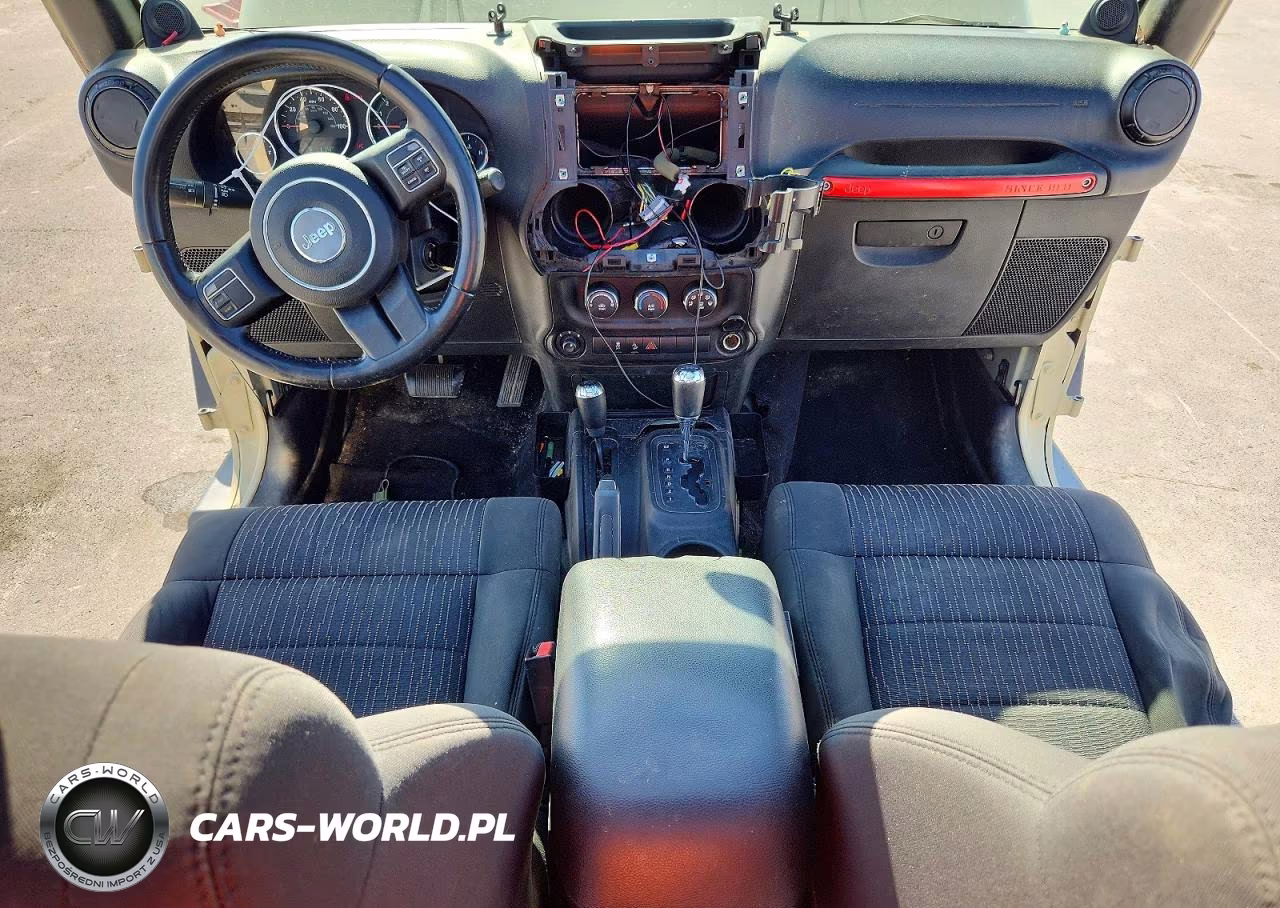 2011 Jeep Wrangler Unlimited Sport VIN:1J4BA3H15BL544879 - 8