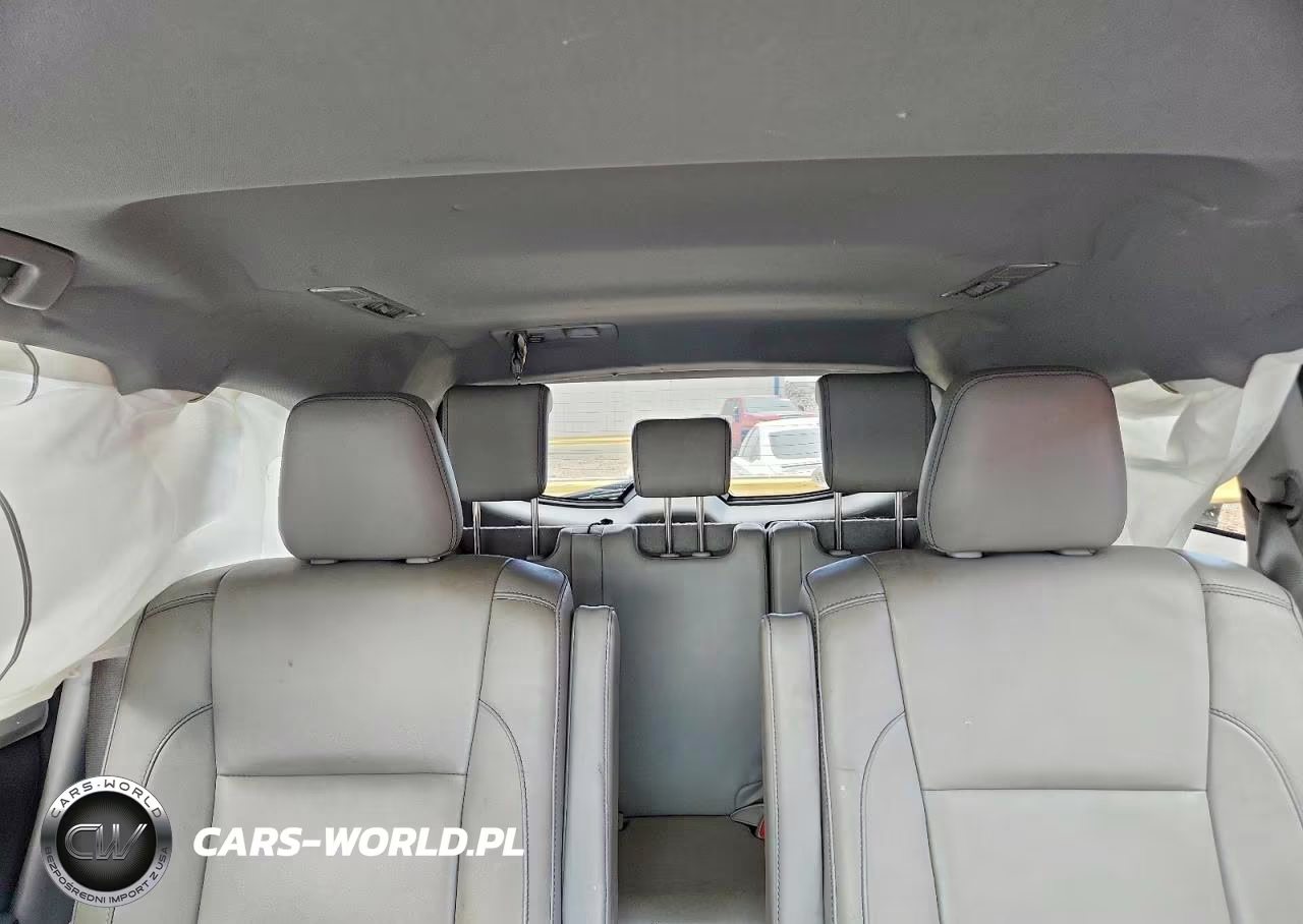2018 Toyota Highlander Xle VIN:5TDKZRFH2JS545177 - 10