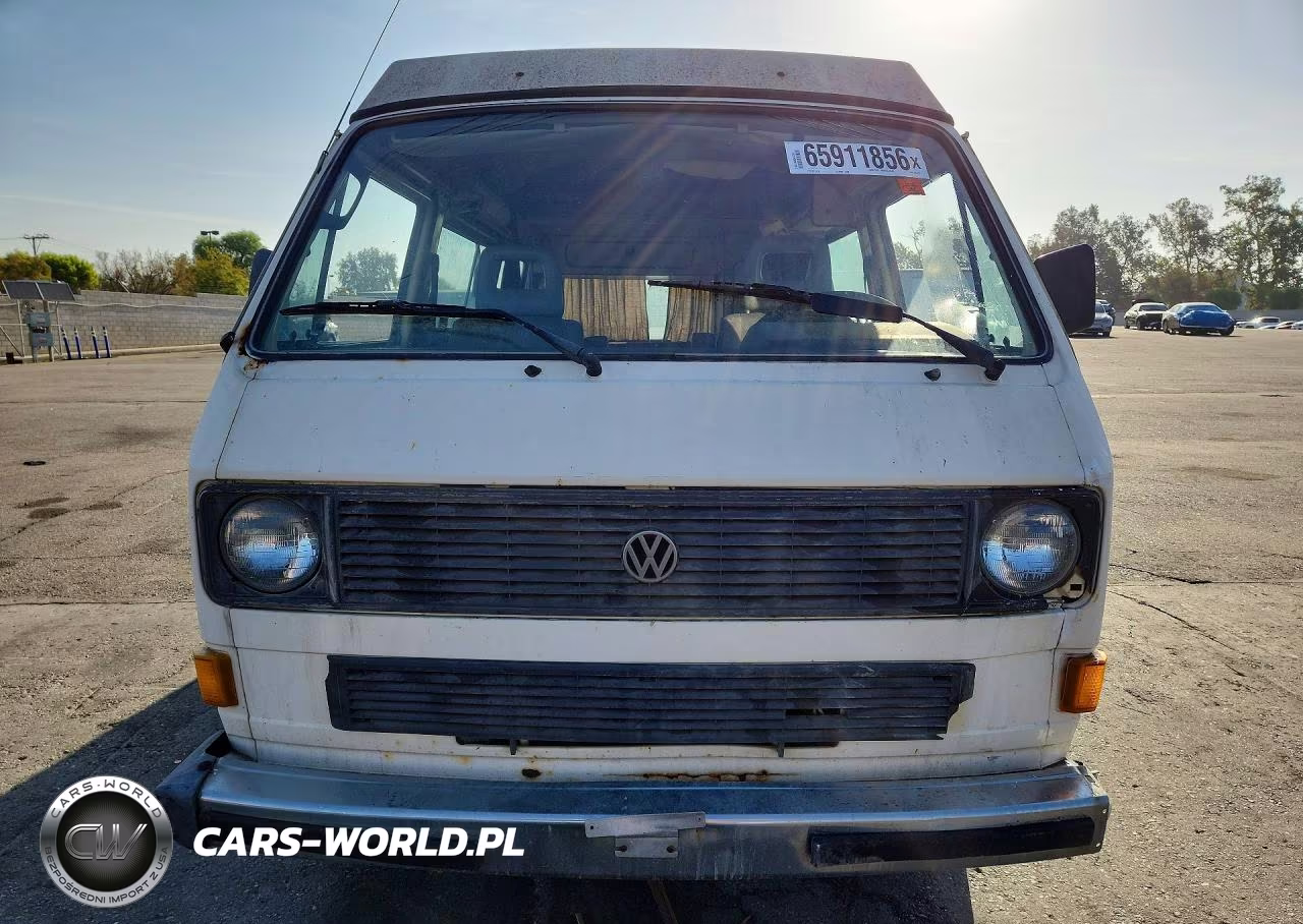 1982 Volkswagen Vanagon Campmobile VIN:WV2ZG0252CH033312 - 5