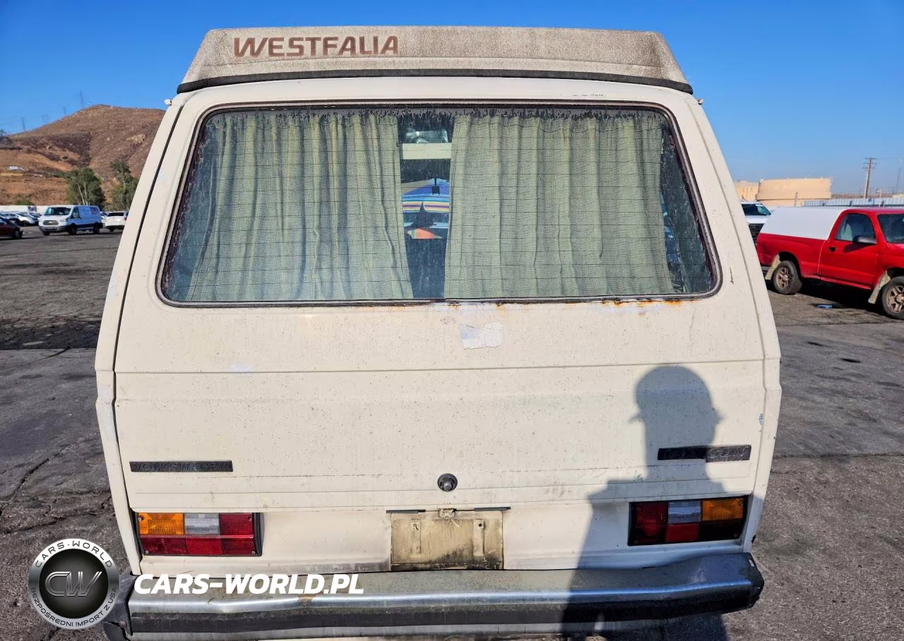 1982 Volkswagen Vanagon Campmobile VIN:WV2ZG0252CH033312 - 6