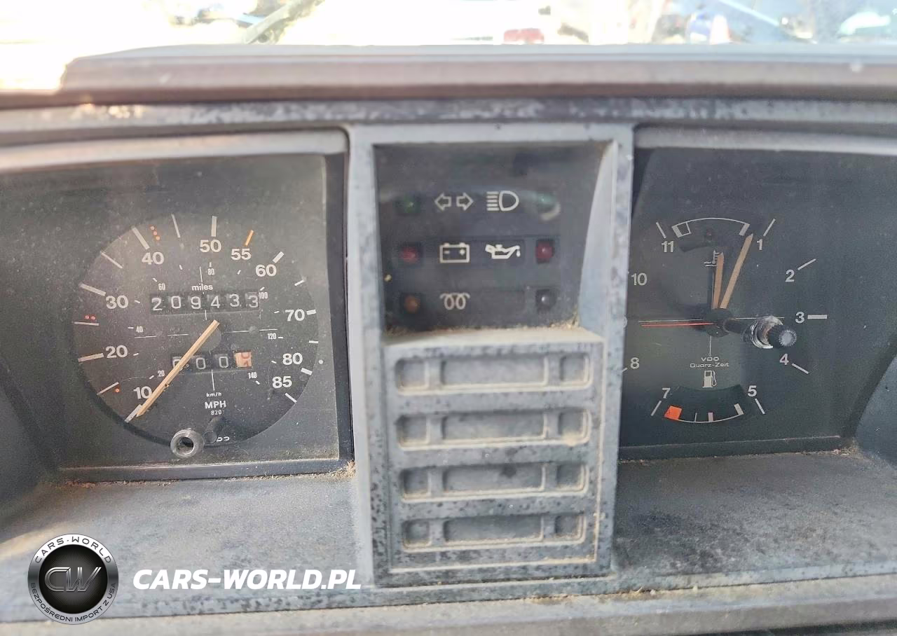 1982 Volkswagen Vanagon Campmobile VIN:WV2ZG0252CH033312 - 9