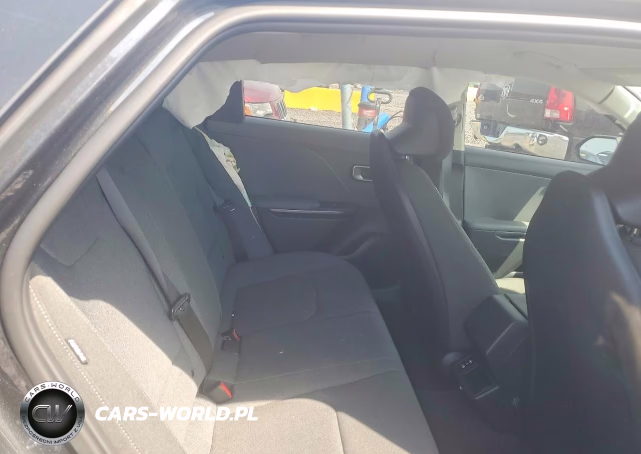 2025 Kia K4 Lxs VIN:3KPFT4DE6SE178231 - 10
