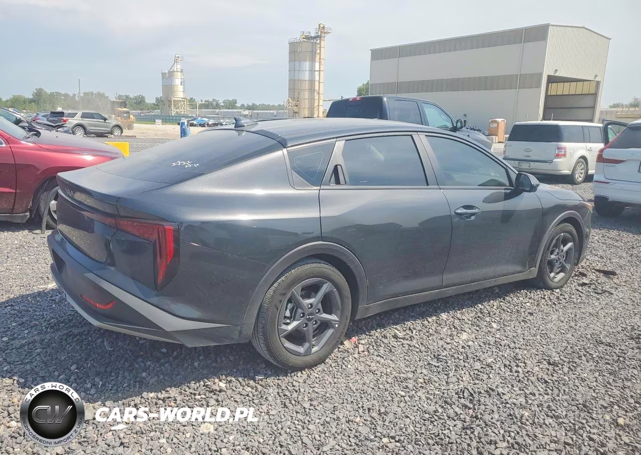 2025 Kia K4 Lxs VIN:3KPFT4DE6SE178231 - 3