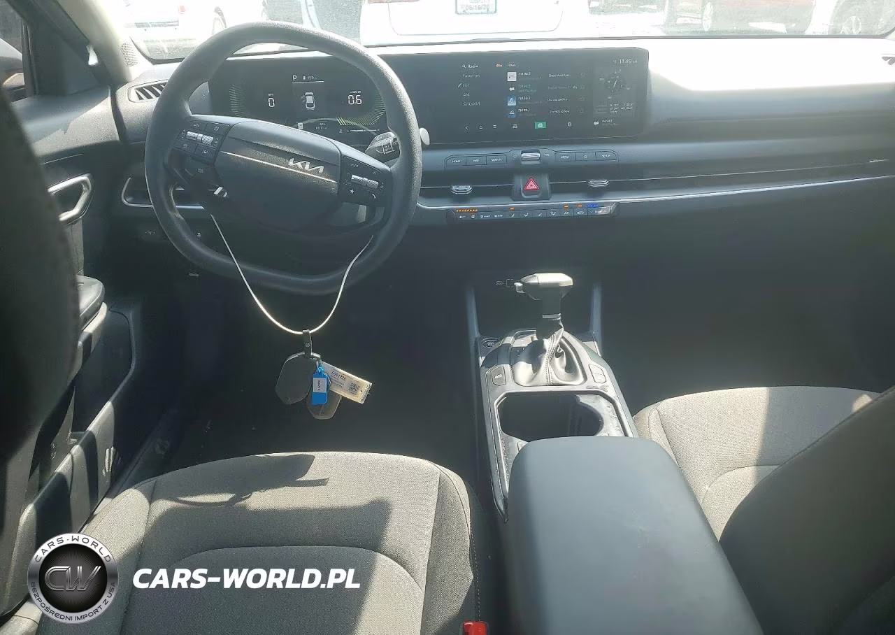 2025 Kia K4 Lxs VIN:3KPFT4DE6SE178231 - 8
