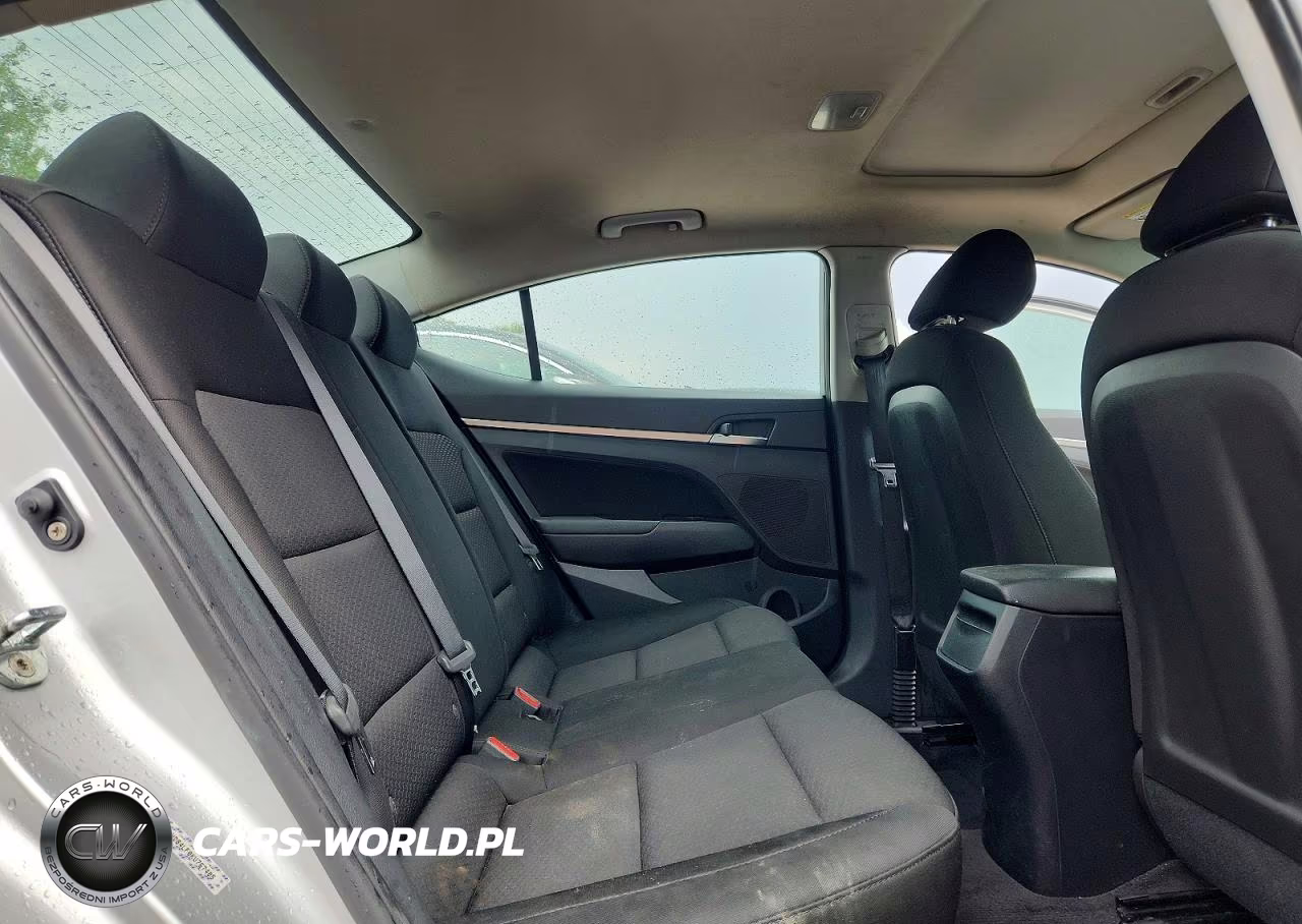 2019 Hyundai Elantra Value Edition VIN:KMHD84LF0KU767405 - 10