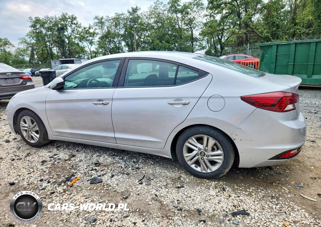 2019 Hyundai Elantra Value Edition VIN:KMHD84LF0KU767405 - 2