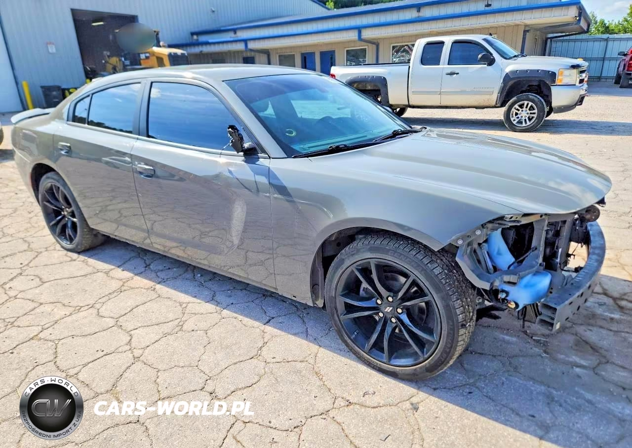 2018 Dodge Charger Sxt VIN:2C3CDXBG2JH281451 - 4