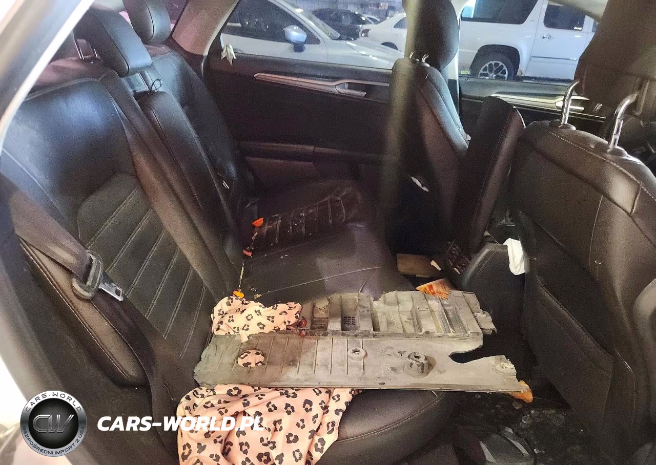 2019 Ford Fusion Se VIN:3FA6P0HD2KR161732 - 10