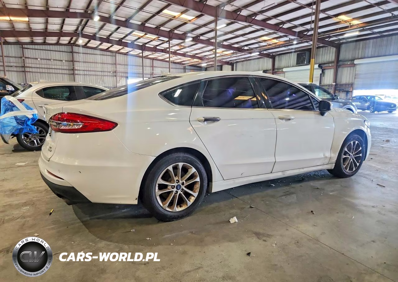2019 Ford Fusion Se VIN:3FA6P0HD2KR161732 - 3