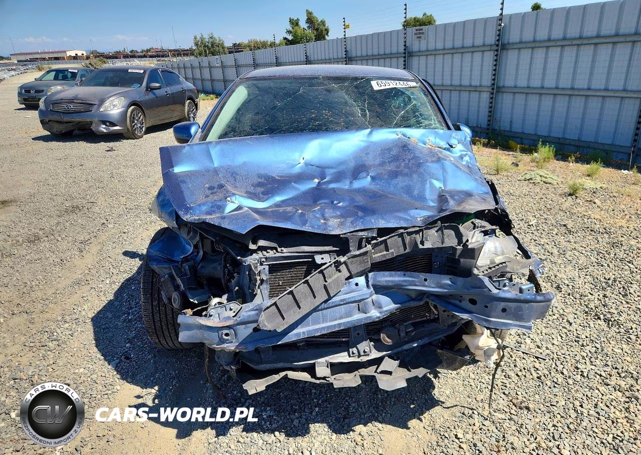 2015 Subaru Impreza Premium VIN:JF1GJAC69FH015680 - 5