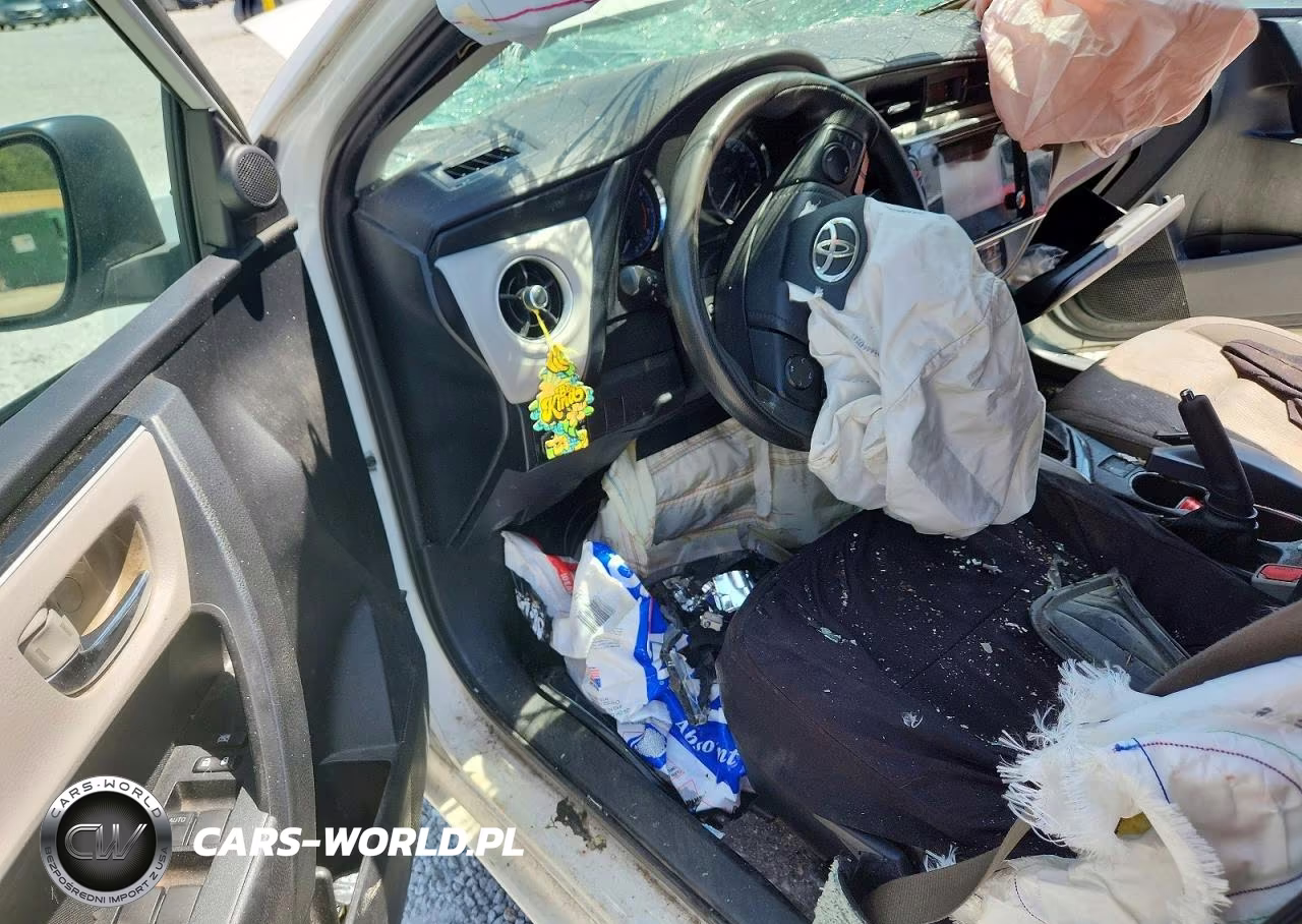 2017 Toyota Corolla Le VIN:5YFBURHE7HP597618 - 8