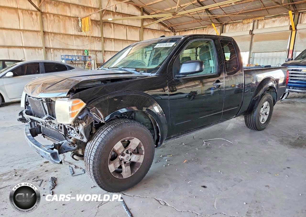 2013 Nissan Frontier Sv V6 – zdjęcie 1 z 13