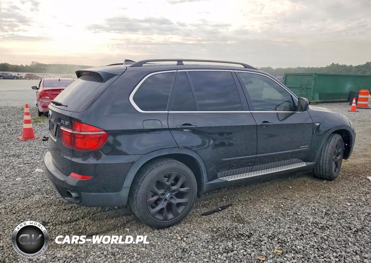 2013 BMW X5 xDrive35I VIN:5UXZV4C54DL994128 - 3