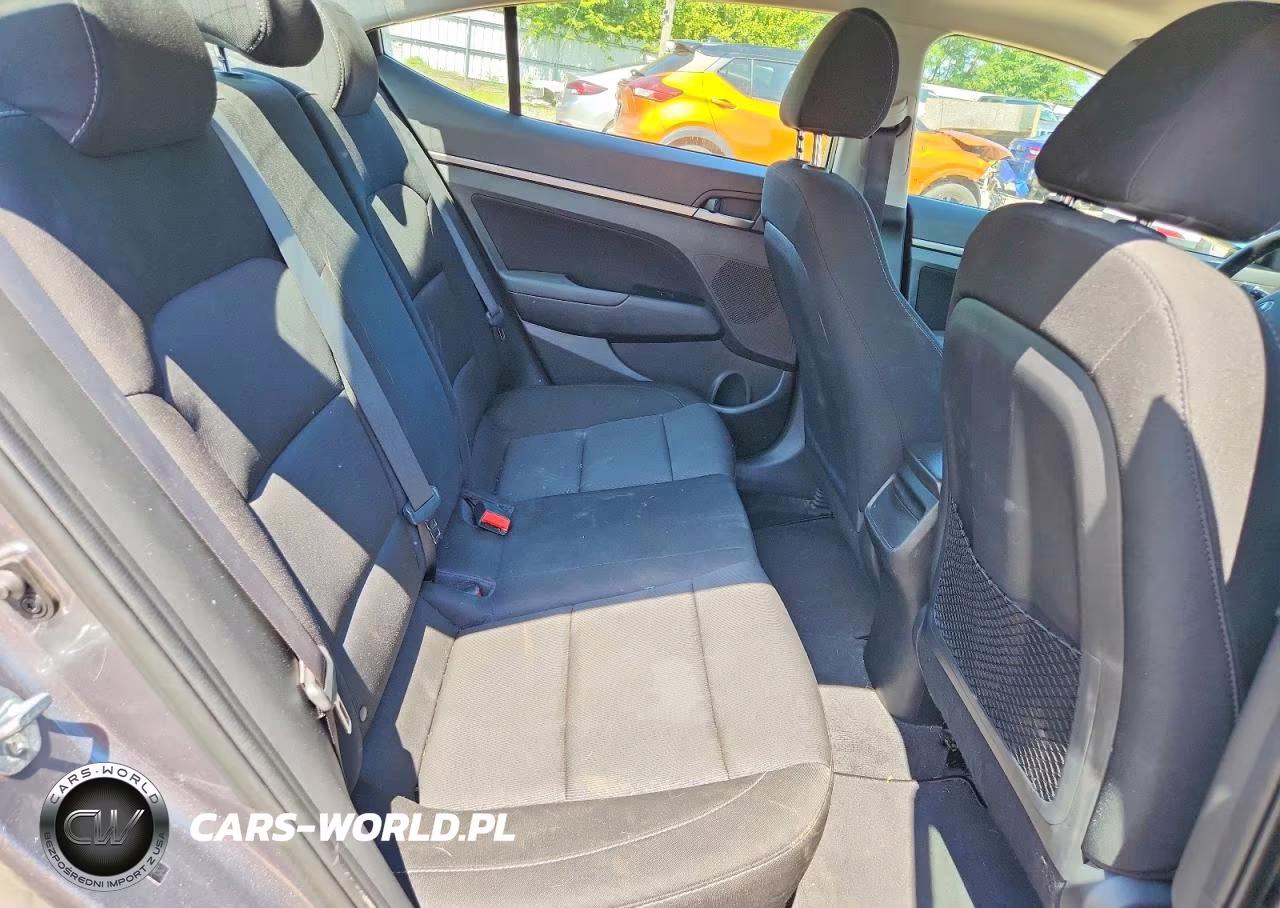 2018 Hyundai Elantra Value Edition VIN:5NPD84LF8JH325937 - 10