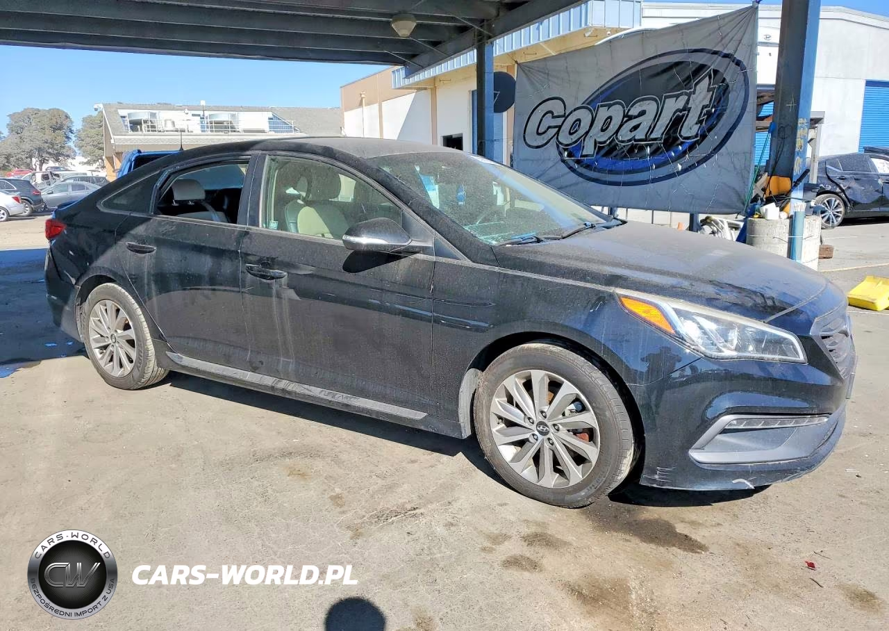 2015 Hyundai Sonata Sport VIN:5NPE34AF3FH087217 - 4