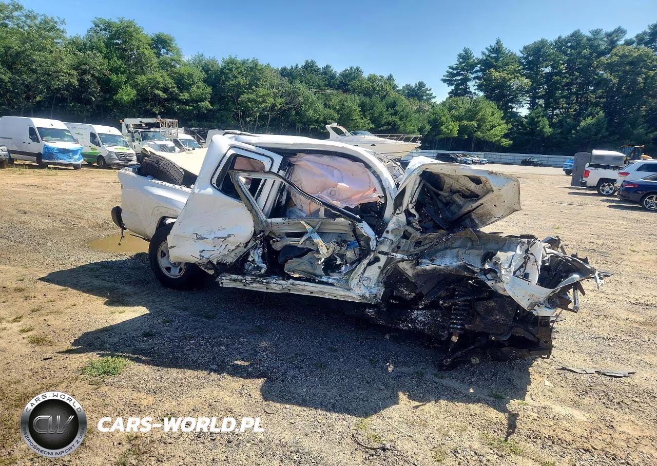 2019 Toyota Tacoma Sr VIN:5TFSX5EN1KX067903 - 4
