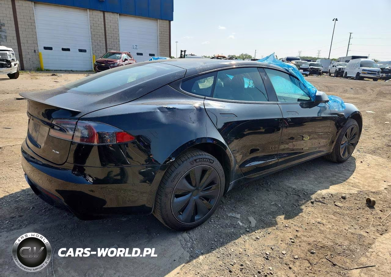 2021 Tesla Model S VIN:5YJSA1E61MF449753 - 3