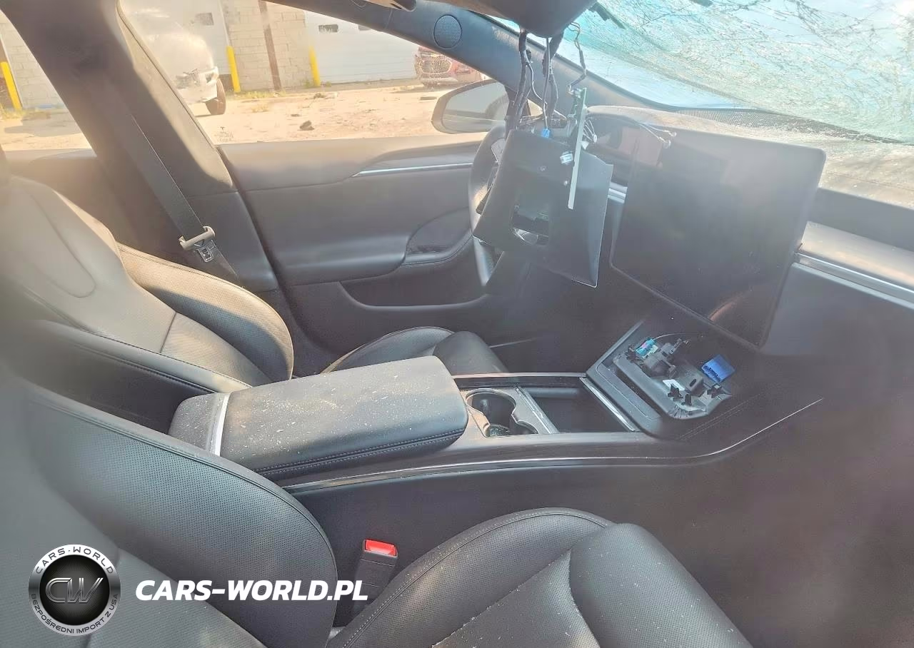 2021 Tesla Model S VIN:5YJSA1E61MF449753 - 9